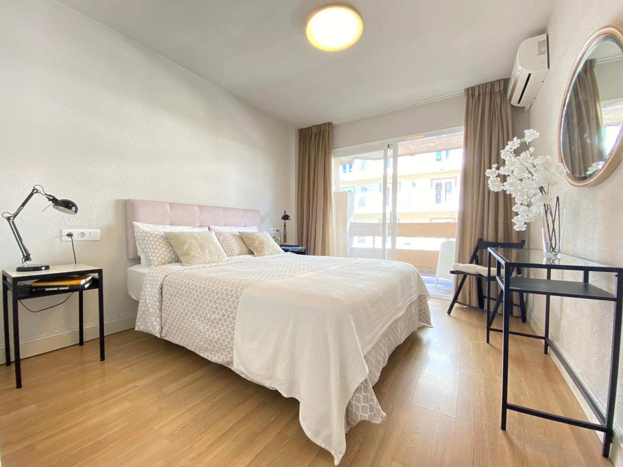 La Pimentera Central Apartments 3 - Parking Gratis Marbella Kültér fotó