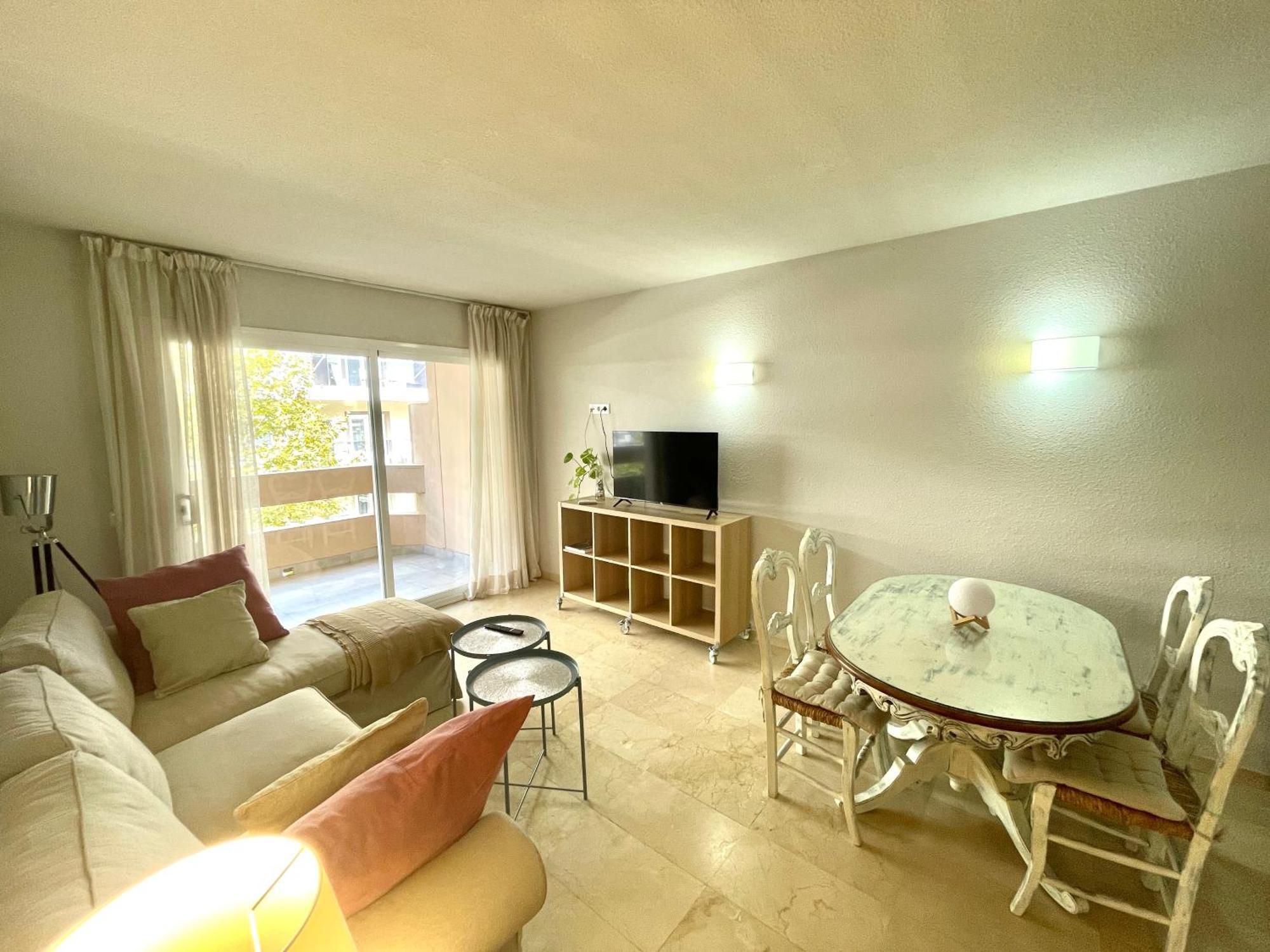 La Pimentera Central Apartments 3 - Parking Gratis Marbella Kültér fotó